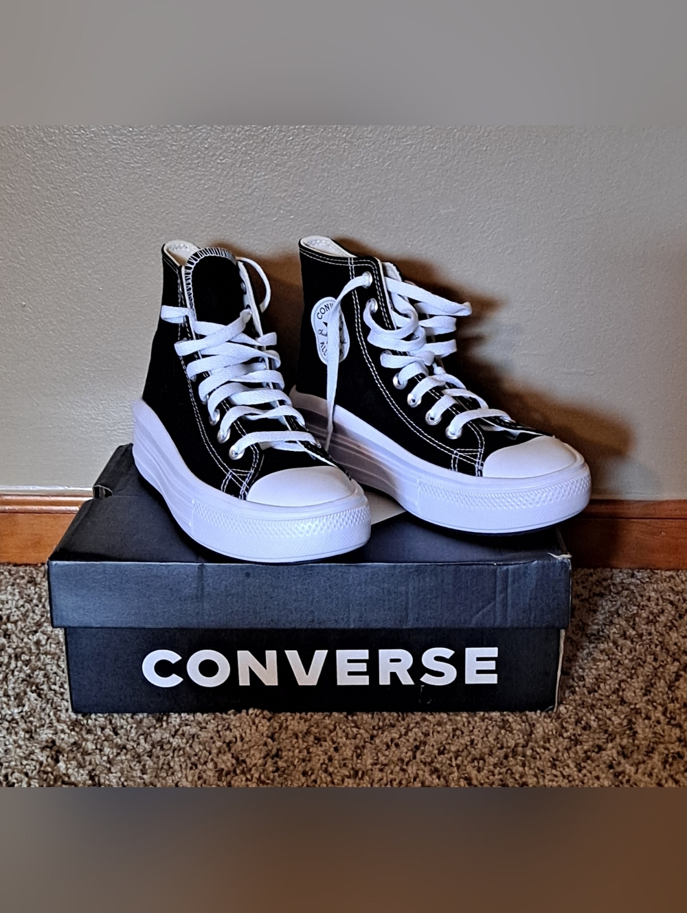 Converse Black & White Classic High Top Platform Sneakers Size 6.5 - Picture 2 of 6